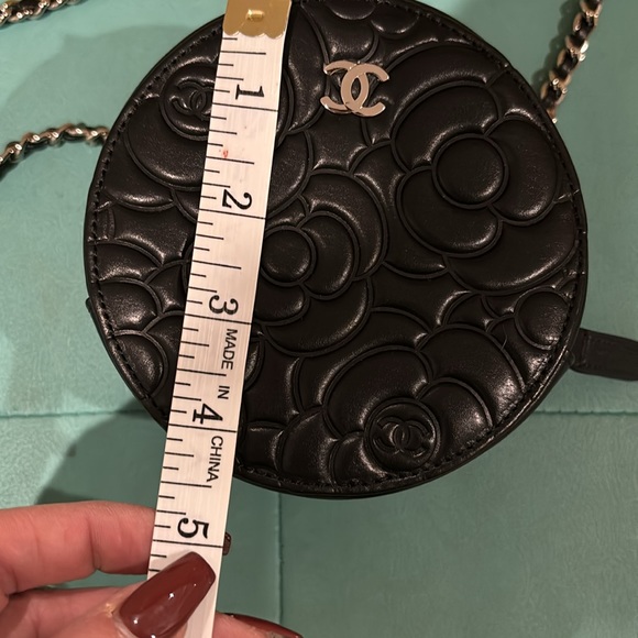 Authentic Chanel crossbody - Picture 5 of 10